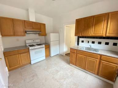 Main picture of 2264 Webster Ave