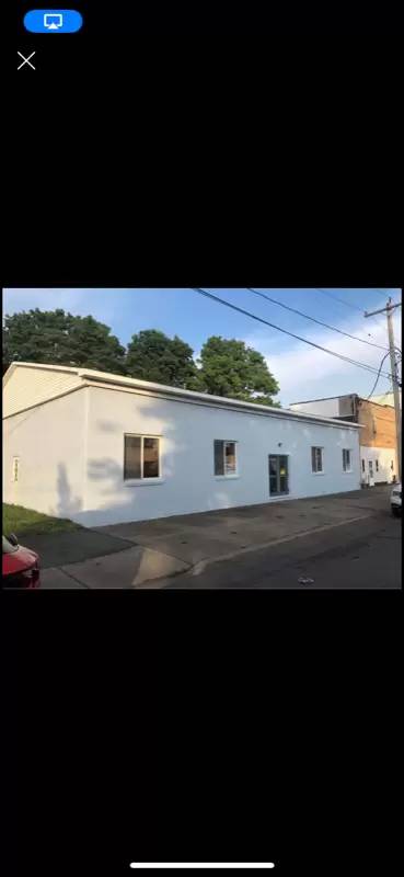 Main picture of 53 E 3rd St