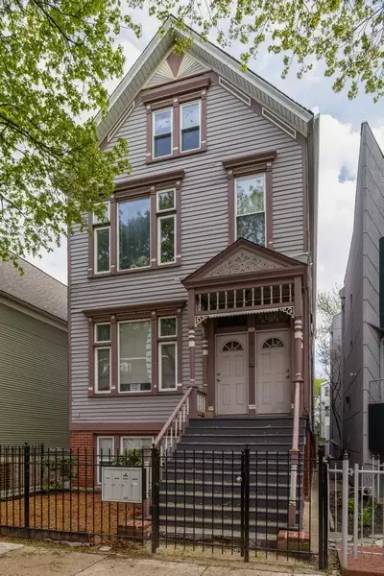 Main picture of 1521 W Barry Ave