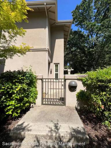 Main picture of 11280 Stanford Court Ln