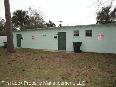 Main picture of 303 Country Club Oval