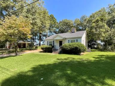 Main picture of 512 Carl St