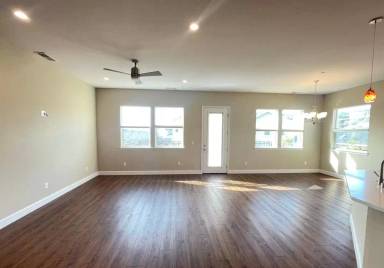 Main picture of 3532 Leete Ave