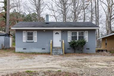 Main picture of 575 Rose Ln