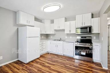 Main picture of 2700 N 1st St