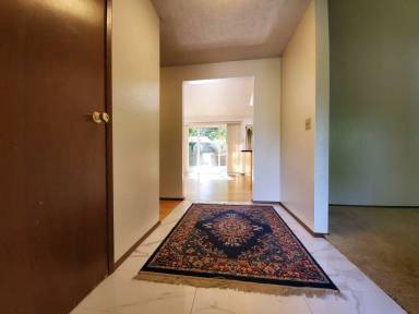 Main picture of 2811 182nd Ave NE