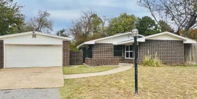 Main picture of 2247 Riverside Dr