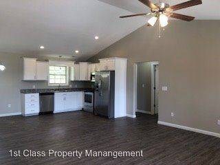 Main picture of 405 Bella Dr