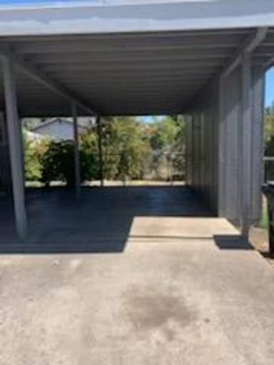 Main picture of 465 NE Baker Dr