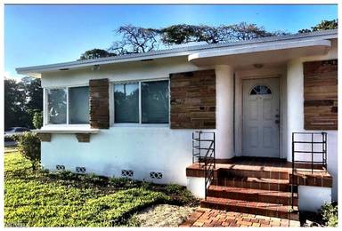 Main picture of 90 NE 116th St