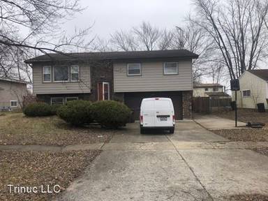 Main picture of 1121 Abbot Ln