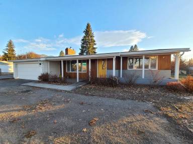 Main picture of 2419 39th St