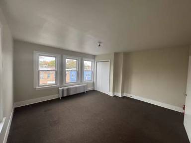 Main picture of 4524 Springfield Ave