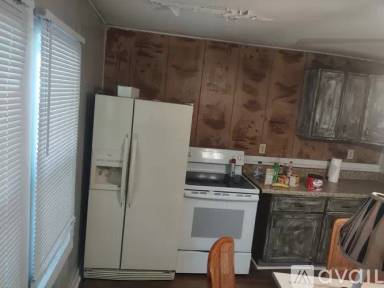 Main picture of 208 Hillview Ave