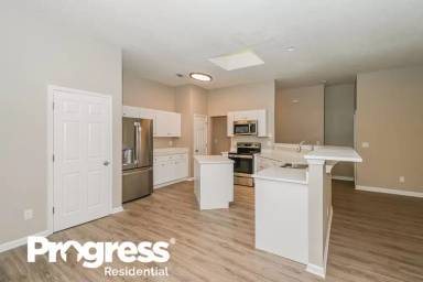 Main picture of 10324 Deep Creek Cv