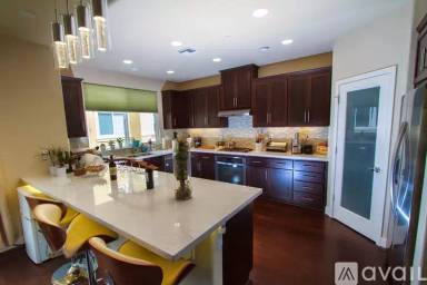 Main picture of 6485 Bantry Bay St
