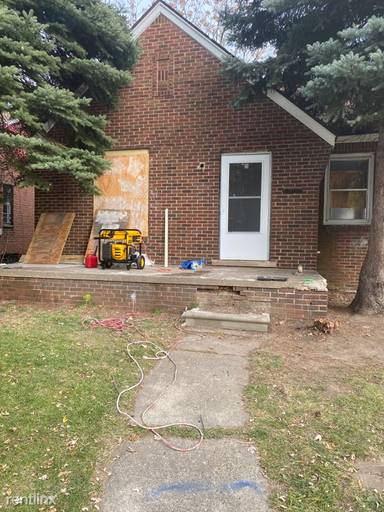 Main picture of 17394 Albion St