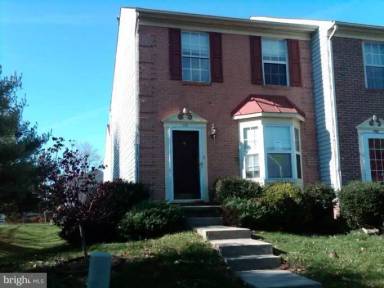 Main picture of 700 Saint Peters Ct