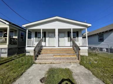 Main picture of 2529 N Miro St
