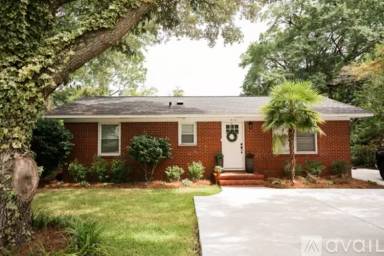 Main picture of 212 Wood Dale Dr