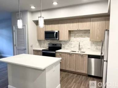 Main picture of 3590 Village Blvd