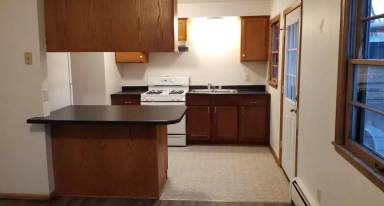 Main picture of 1300 Circle Terrace Blvd NE