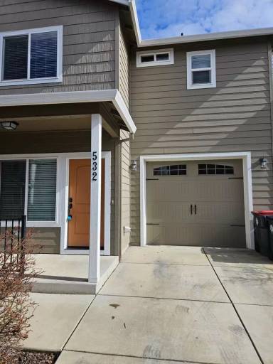 Main picture of 500 - 552 Gray Ct
