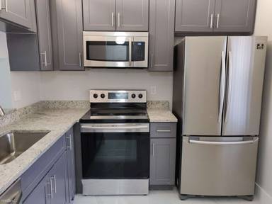 Main picture of 8750 Royal Palm Blvd
