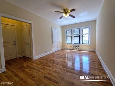 Main picture of 744 W Addison St