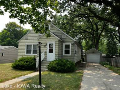 Main picture of 709 N 12th St