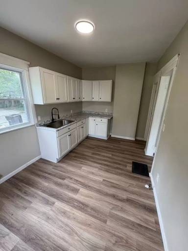 Main picture of 7419 Linwood Ave