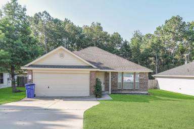 Main picture of 5500 N Buffalo Cir