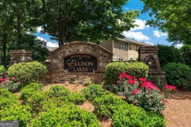 Main picture of 1914 Lakeshore Overlook Cir NW