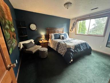 Main picture of 20 Jones Rd