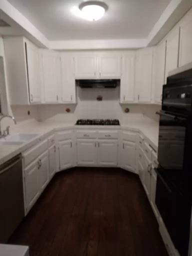 Main picture of 4136 W 138th St
