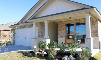 Main picture of 111 Christopher Dr
