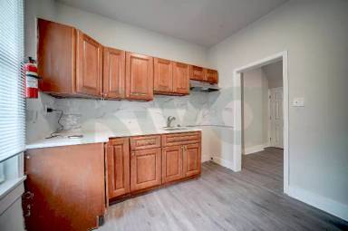 Main picture of 6014 Yocum St