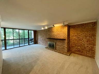 Main picture of 5500 Hillcrest Ln