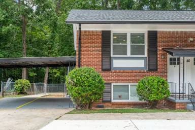 Main picture of 40 Candlelight Ln SW