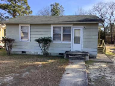 Main picture of 614 Eva Cir