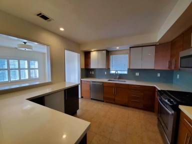 Main picture of 460 Valley St
