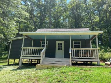 Main picture of 115 County Road 421