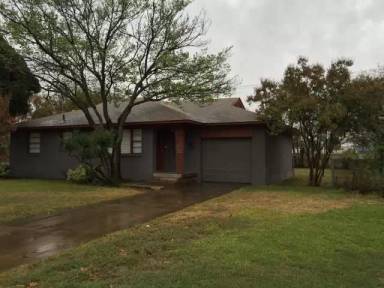 Main picture of 619 Nottingham Dr