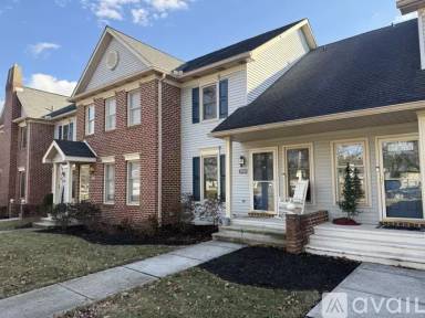 Main picture of 5430 Oxford Dr