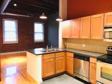 Main picture of 425 N Prince St