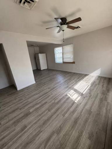 Main picture of 1 Dora Dr