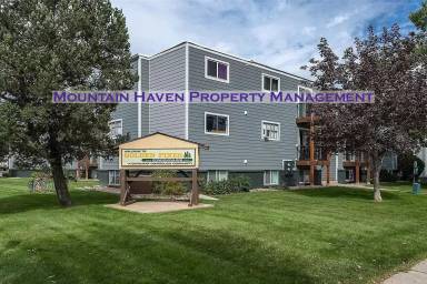 Main picture of Golden Pines Condominiums