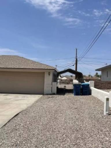 Main picture of 3505 Mockingbird Dr