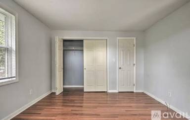 Main picture of 1712 McGee St