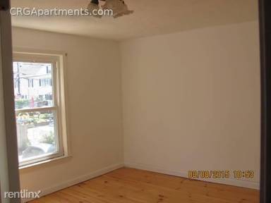 Main picture of 12 Village St